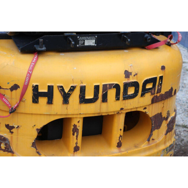 هيونداي HLF18-5-43692055