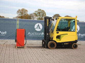 Image de CHARIOTS ÉLÉVATEURS 2014 Hyster J2.5XN