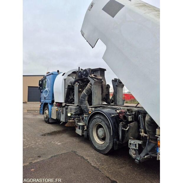 2012 Mercedes-Benz 1844-43704382