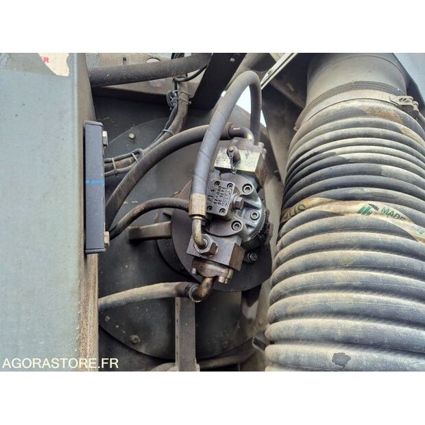 2012 Mercedes-Benz 1844-43704383