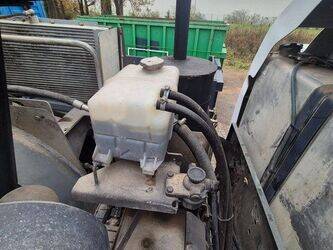 2012-mercedes-benz-1844-1383379-43704389