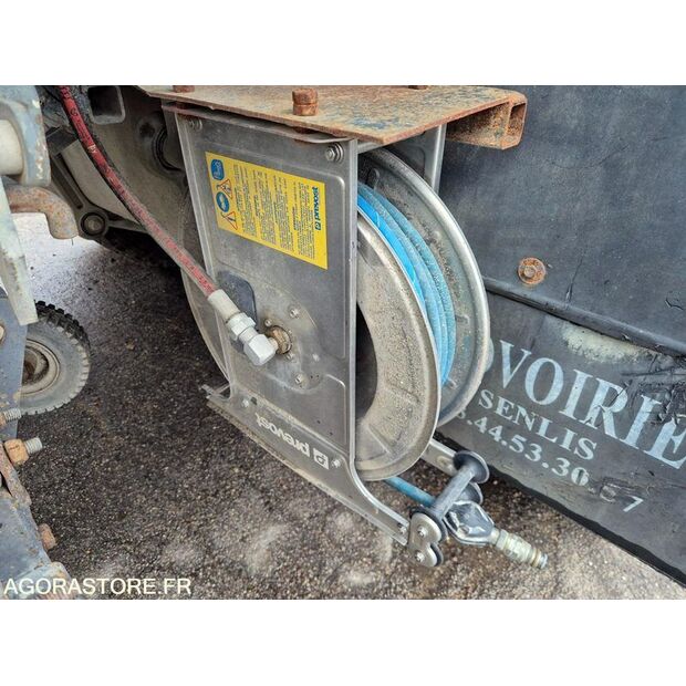 2012 Mercedes-Benz 1844-43704395