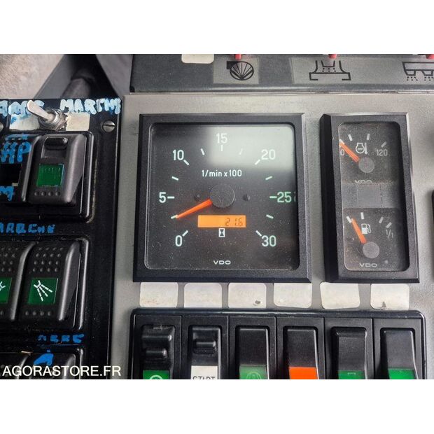 2012 Mercedes-Benz 1844-43704398