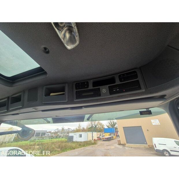 2012 Mercedes-Benz 1844-43704403