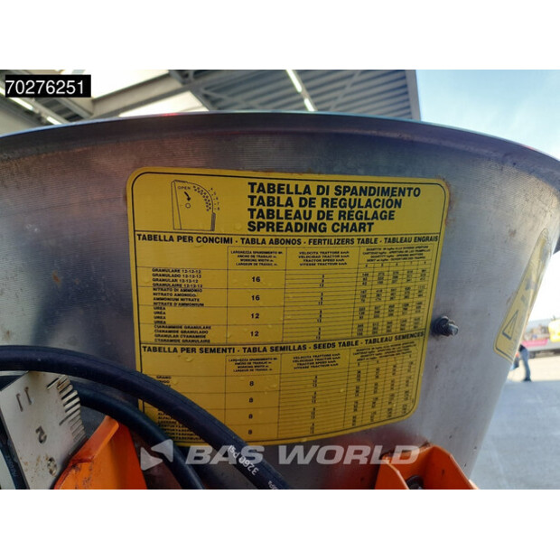 2020 KUBOTA BX231-43704768