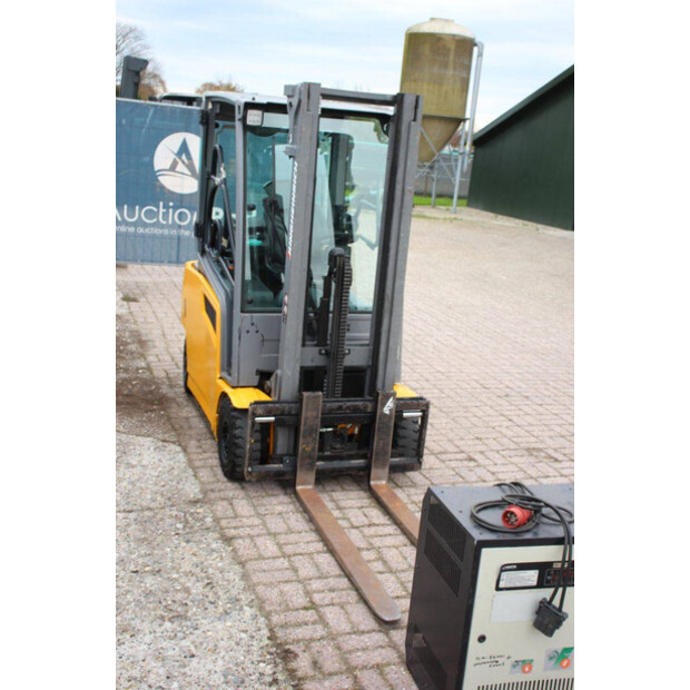 2018 جنجهينريتش EFG 316-43705060