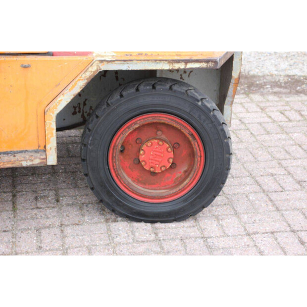 1988 BRF HS4000-43705220