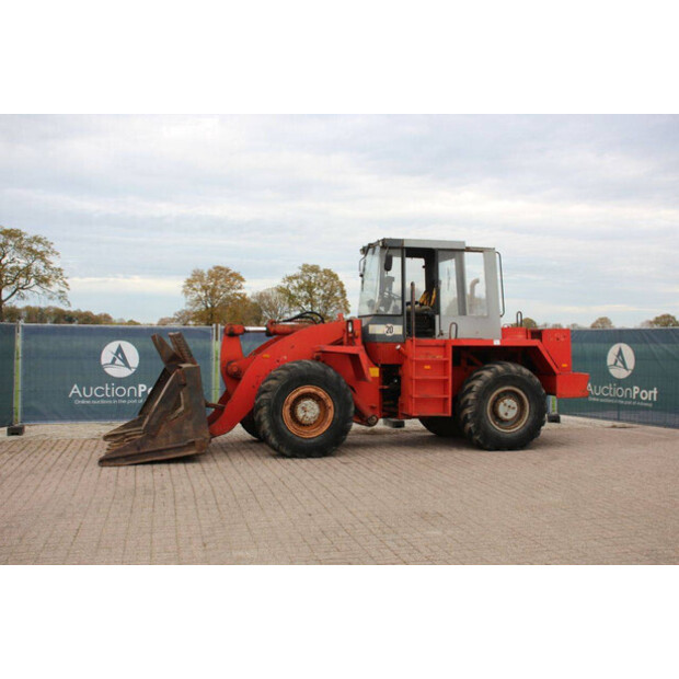 1989 O & K L25-43705271