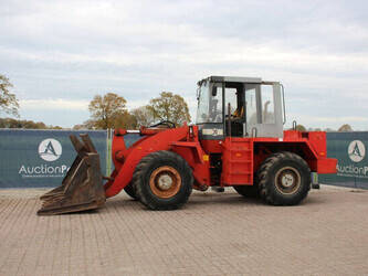 صورة ل شيولات 1989 أو أند كيه L25