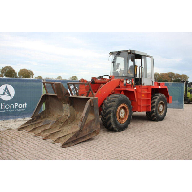 1989 O & K L25-43705278