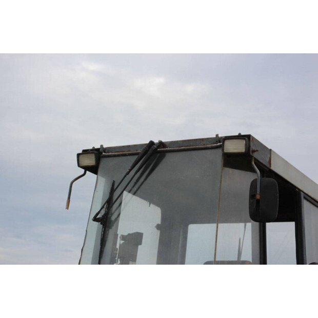 1989 O & K L25-43705281