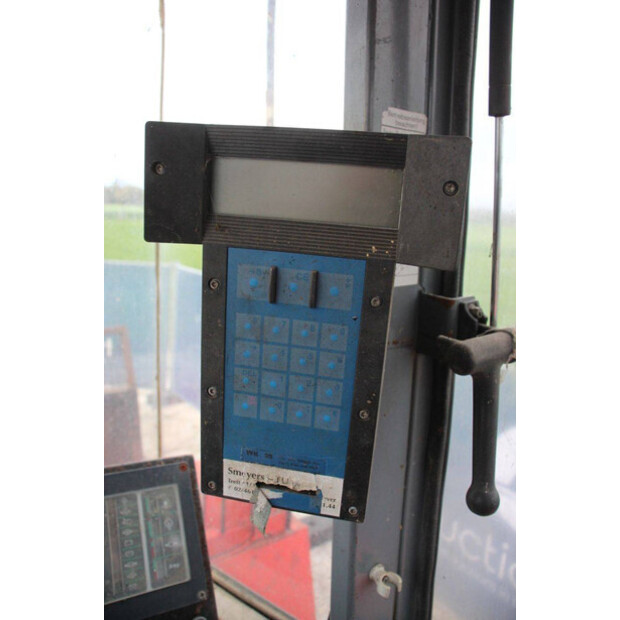 1989 O & K L25-43705296