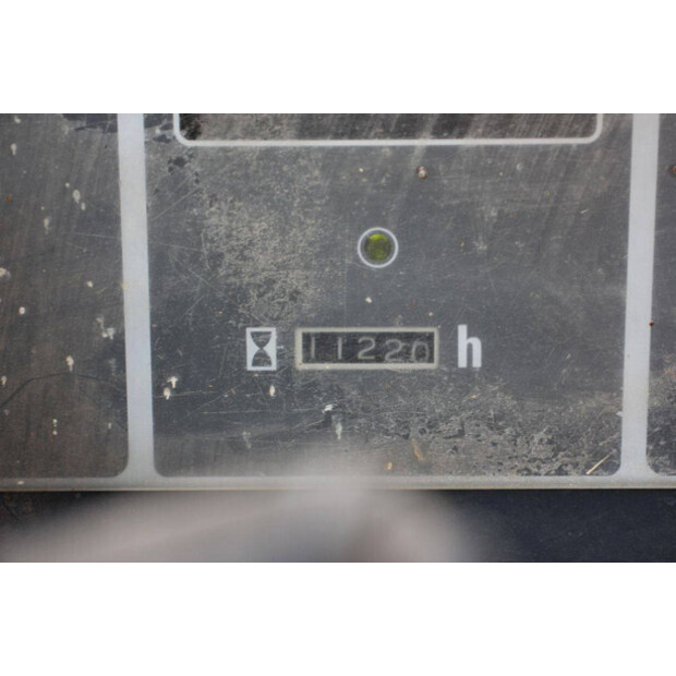 1989 O & K L25-43705298