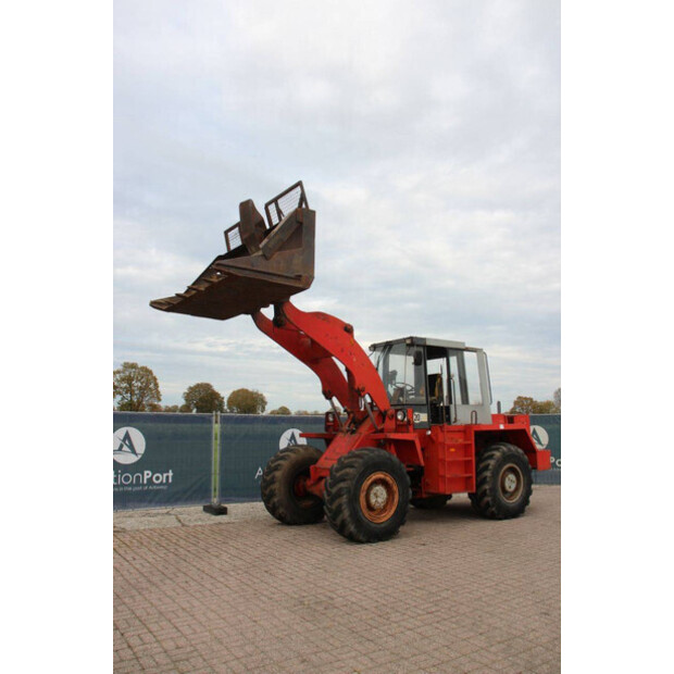 1989 O & K L25-43705301