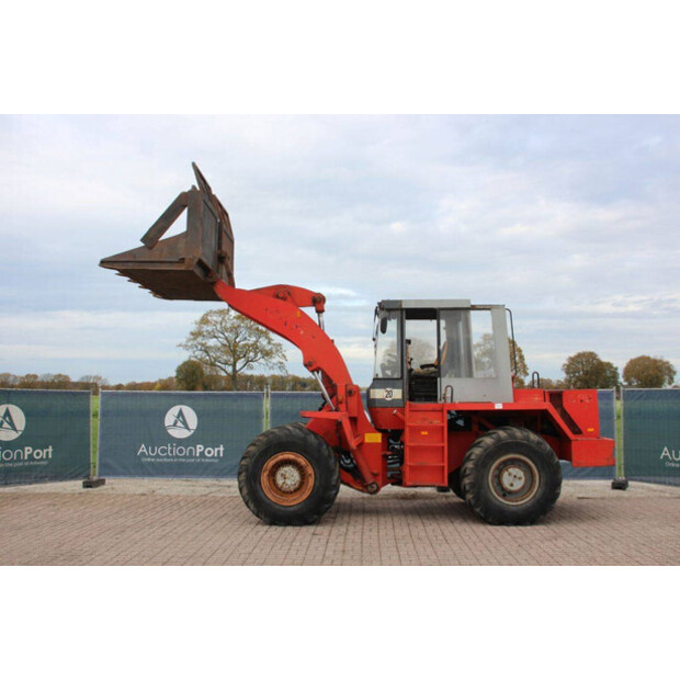 1989 O & K L25-43705302