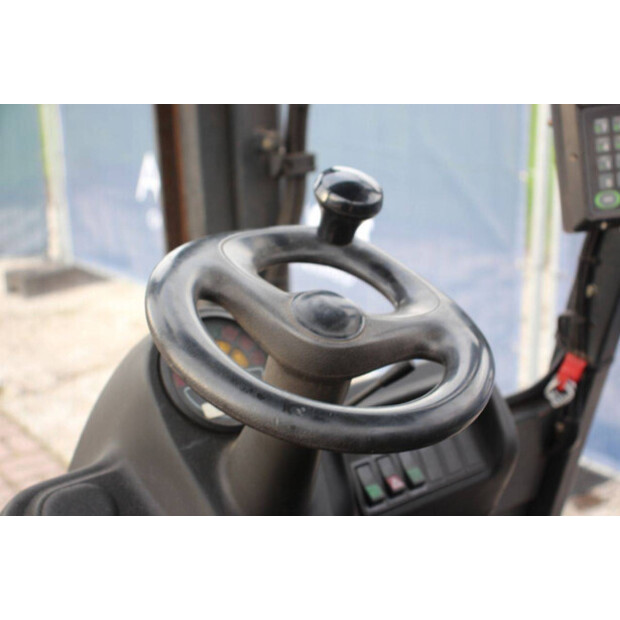 2001 Linde H35T-03-43705348