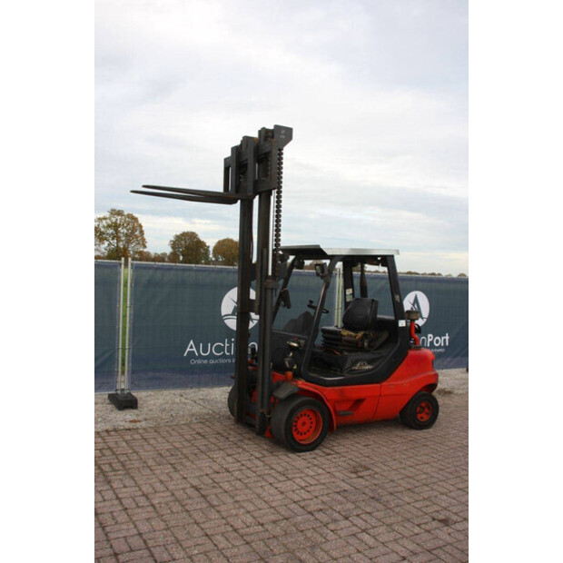 2001 Linde H35T-03-43705355