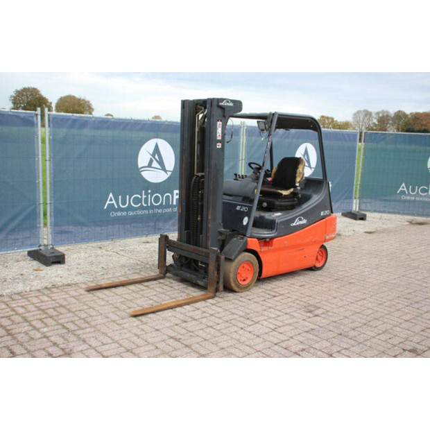 2006 Linde E20/02-43705518