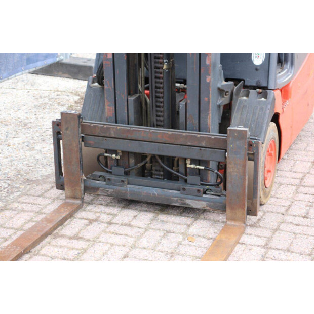 2006 Linde E20/02-43705522