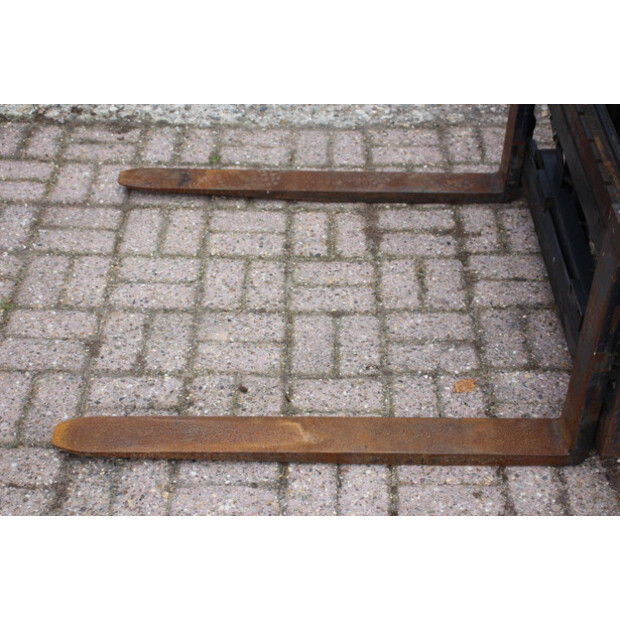 2006 Linde E20/02-43705524