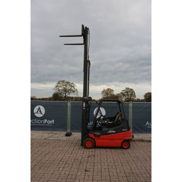 2006 Linde E20/02-43705545