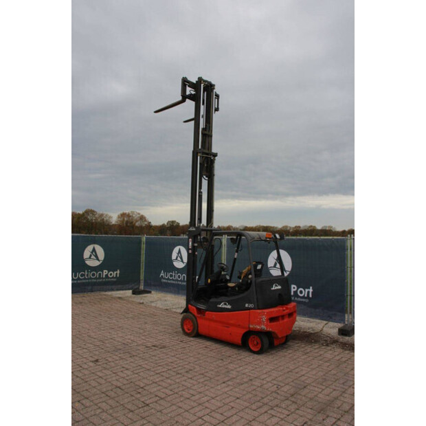 2006 Linde E20/02-43705546