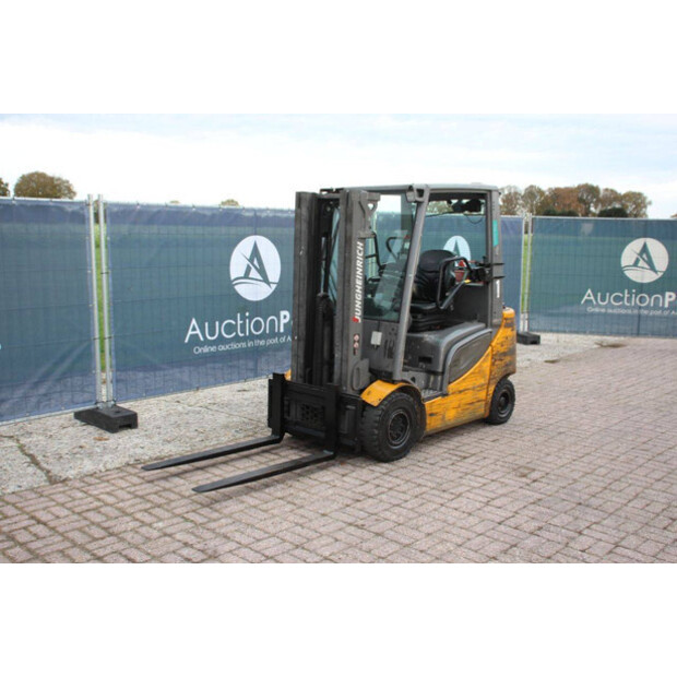 2018 Jungheinrich TFG 320s-43705583