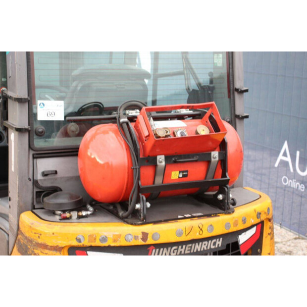 2018 Jungheinrich TFG 320s-43705592