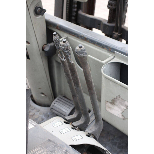 2002 ستيل R 20-15-43705675