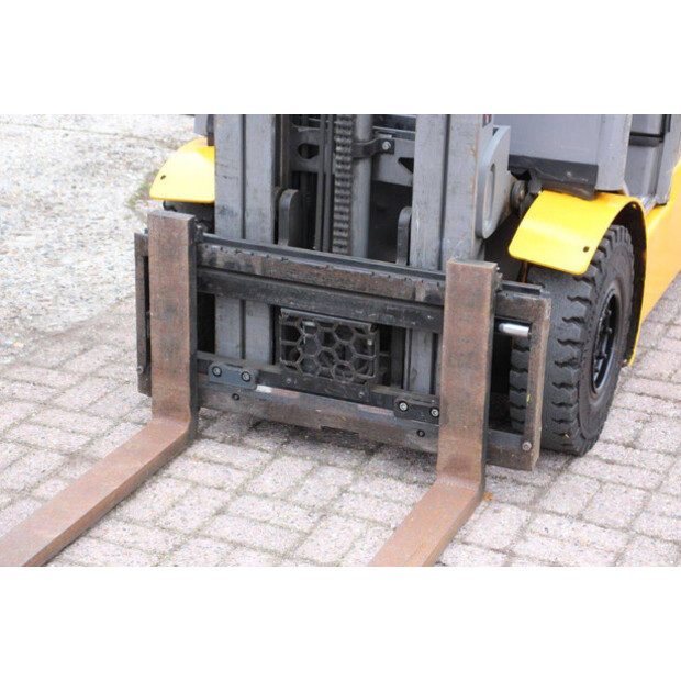 2018 جنجهينريتش TFG 320s-43705765