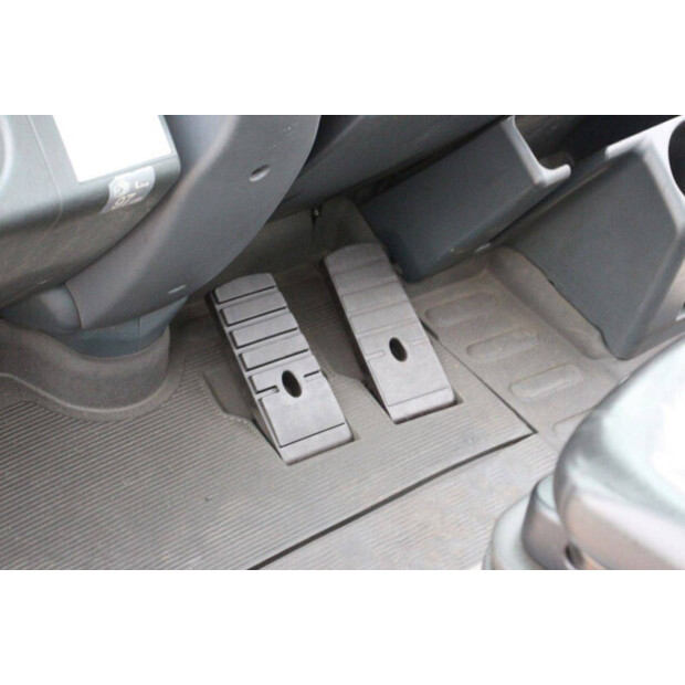 2018 جنجهينريتش TFG 320s-43705778