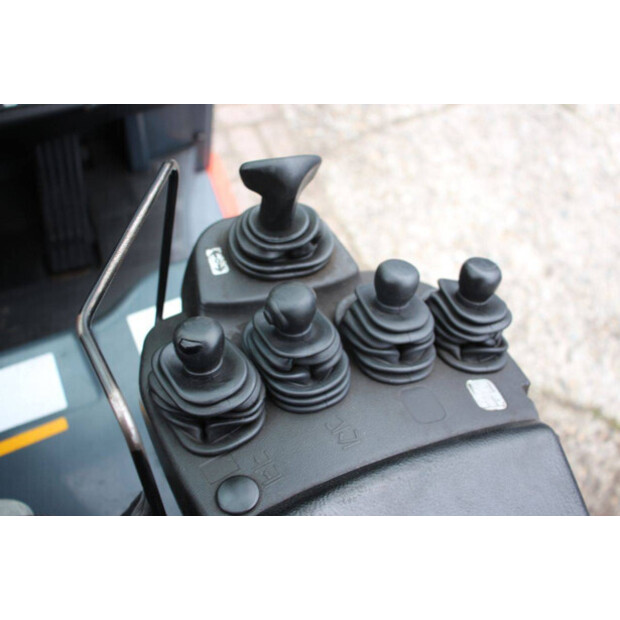 2018 تويوتا 8FBEK16T-43705860