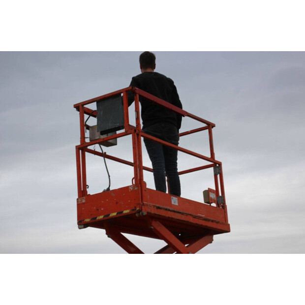 2016 SkyJack SJ3219-43705995