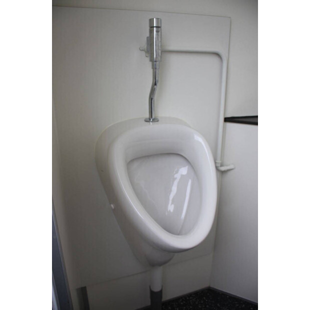 2013 أخرى VOGN-43706069