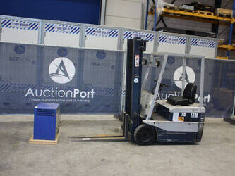 Image de CHARIOTS ÉLÉVATEURS Komatsu FB13M-2