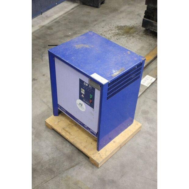 كوماتسو FB13M-2-43706313