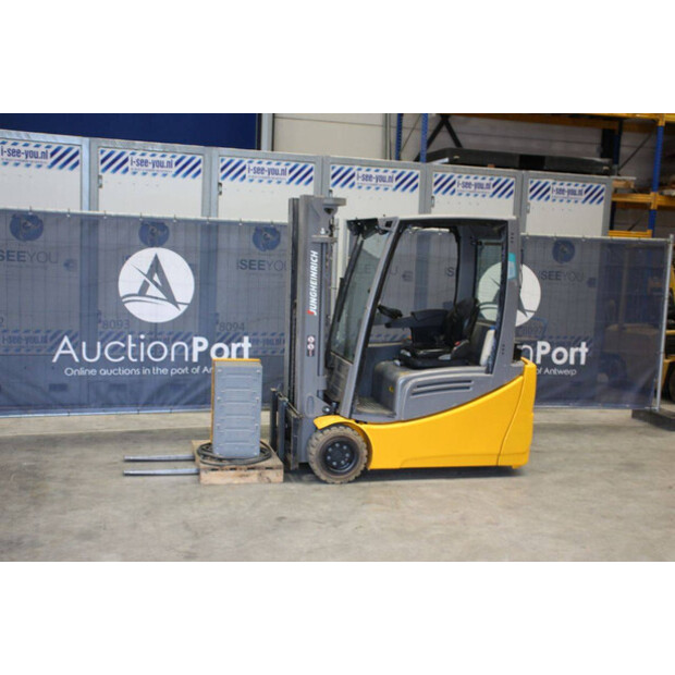 2017 Jungheinrich EFG220-43706479