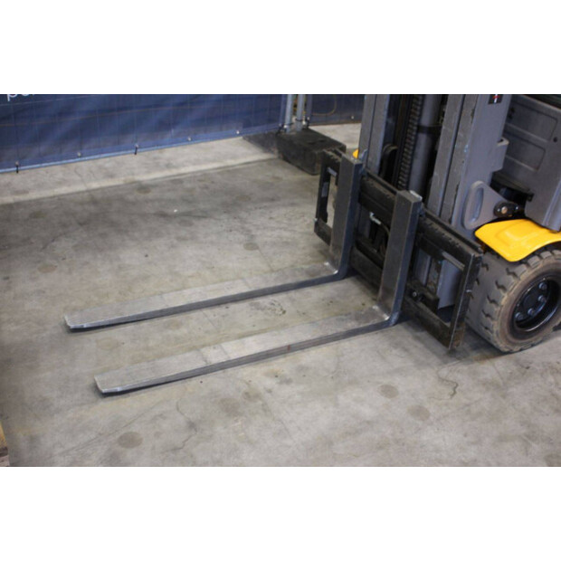 2017 Jungheinrich EFG220-43706488