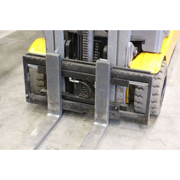 2017 Jungheinrich EFG220-43706489