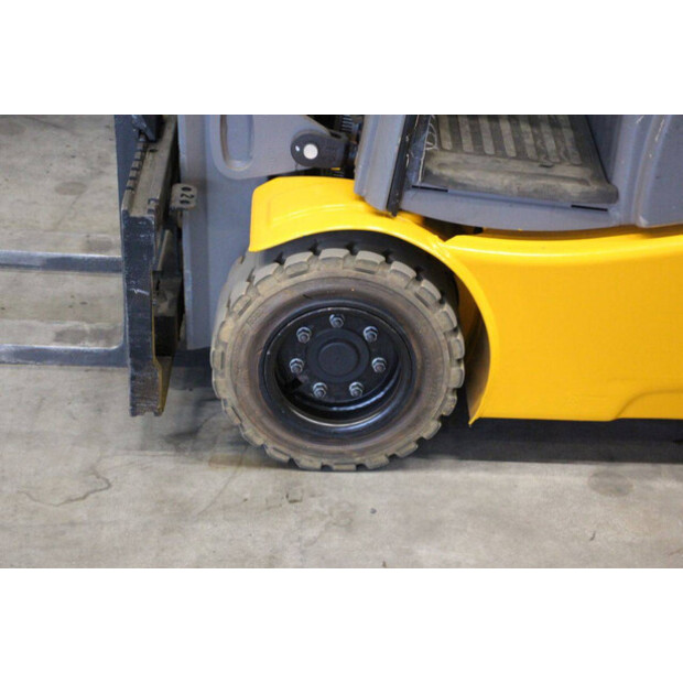 2017 Jungheinrich EFG220-43706493