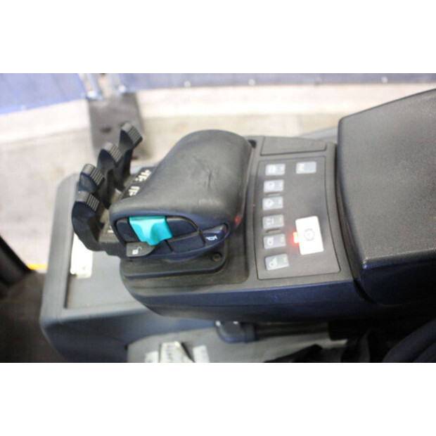 2017 Jungheinrich EFG220-43706509