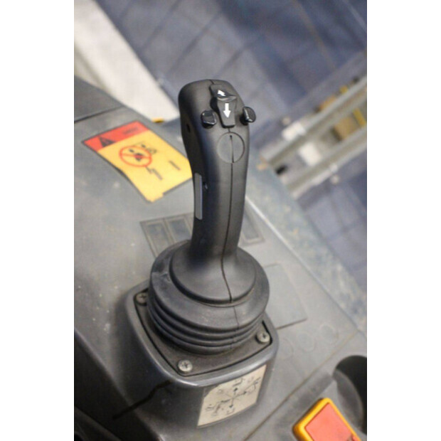 2003 Jungheinrich EFG25-43706652