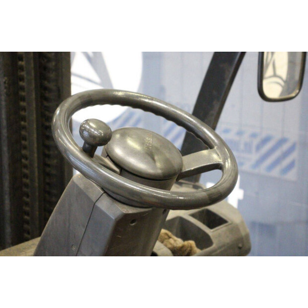 2000 NISSAN 30-43706721