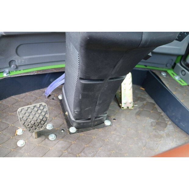 Nycheki Y25-42-43706979