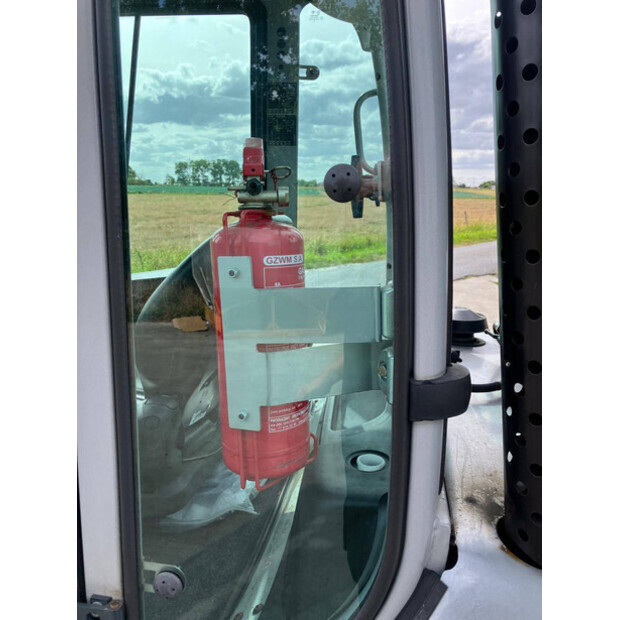 2019 Still RX70-40-43707347