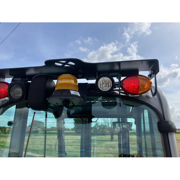 2019 Still RX70-40-43707349