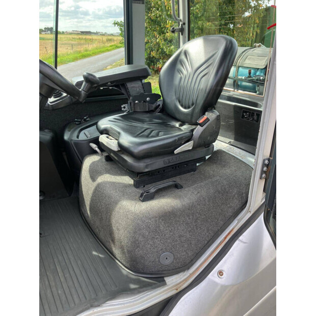 2019 Still RX70-40-43707351