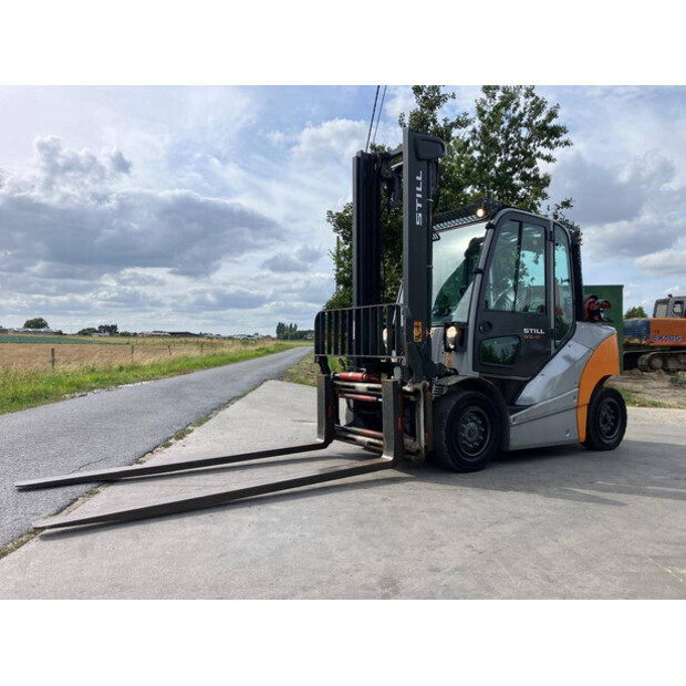 2019 Still RX70-40-43707359