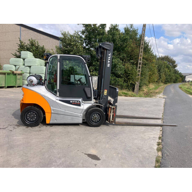 2019 Still RX70-40-43707363