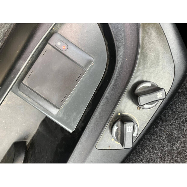 2019 Still RX70-40-43707393